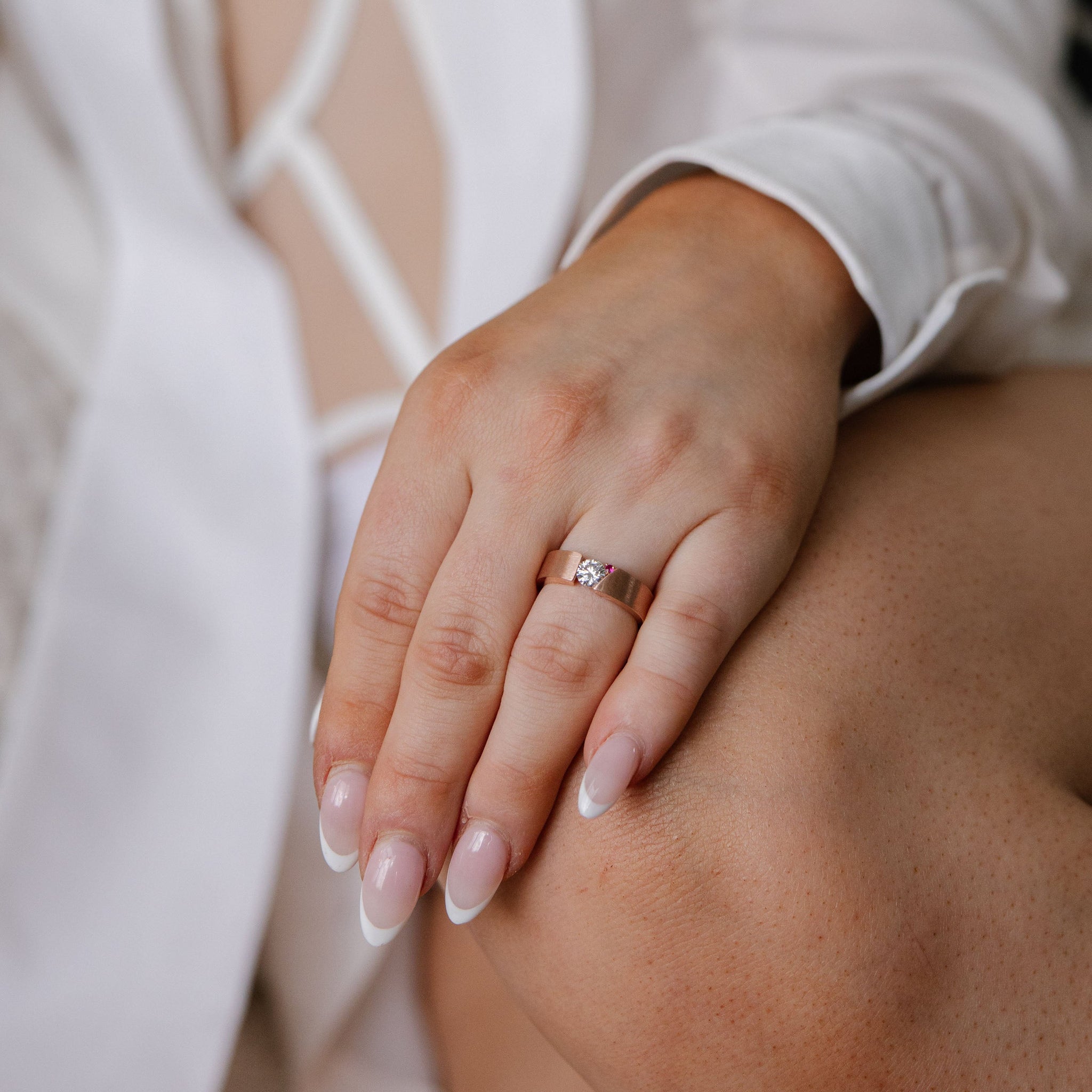 Solaris tension Ring - 14K/ 18K Gold