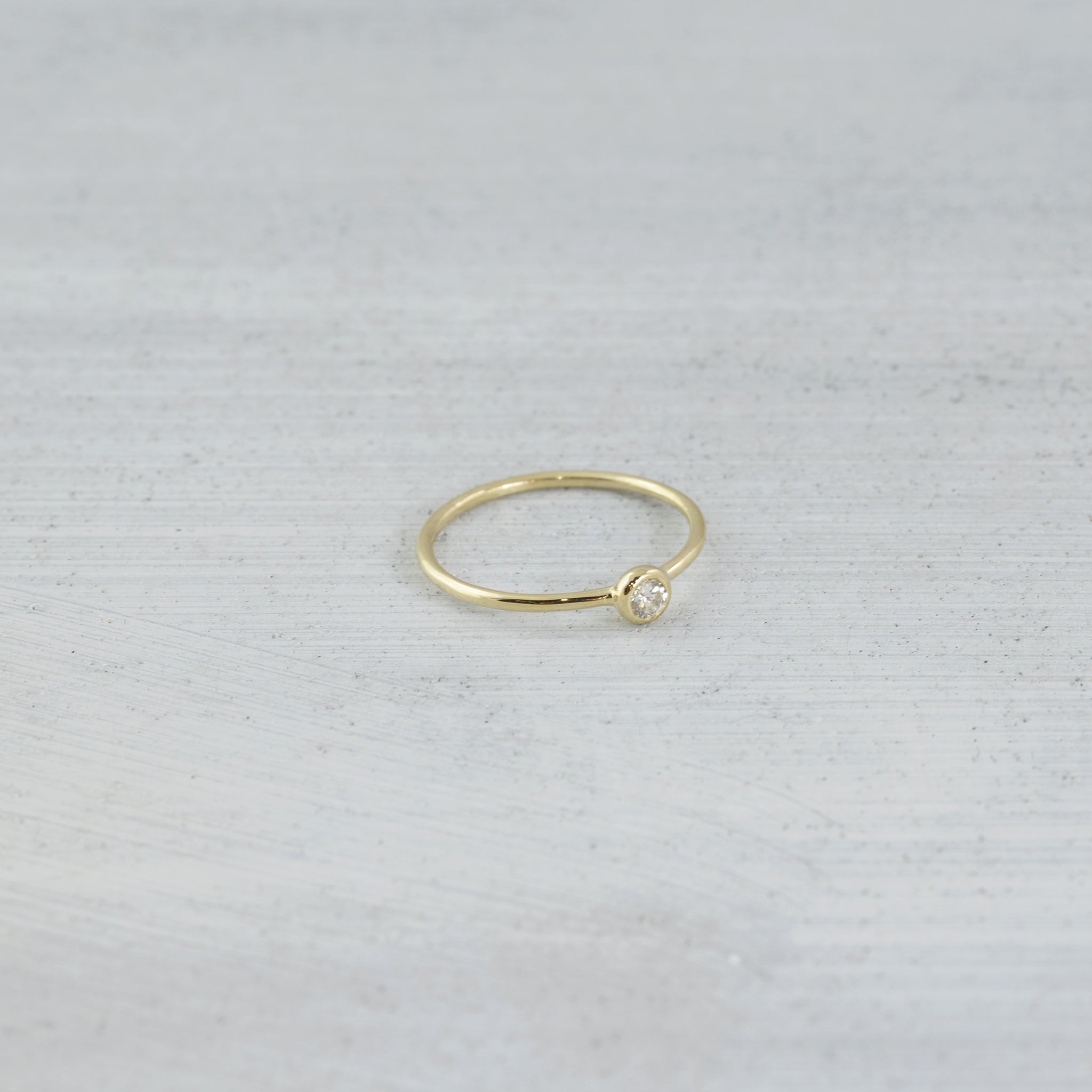 One dream diamond Ring (0.1ct / medium) - 14K/ 18K Gold