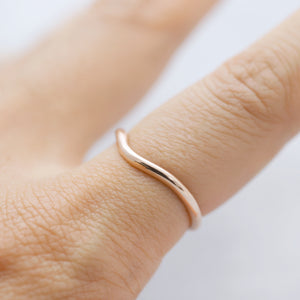 Soft curved dome Ring - Silver