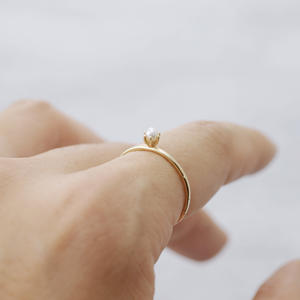 Pearl blossom Ring - HerBanana