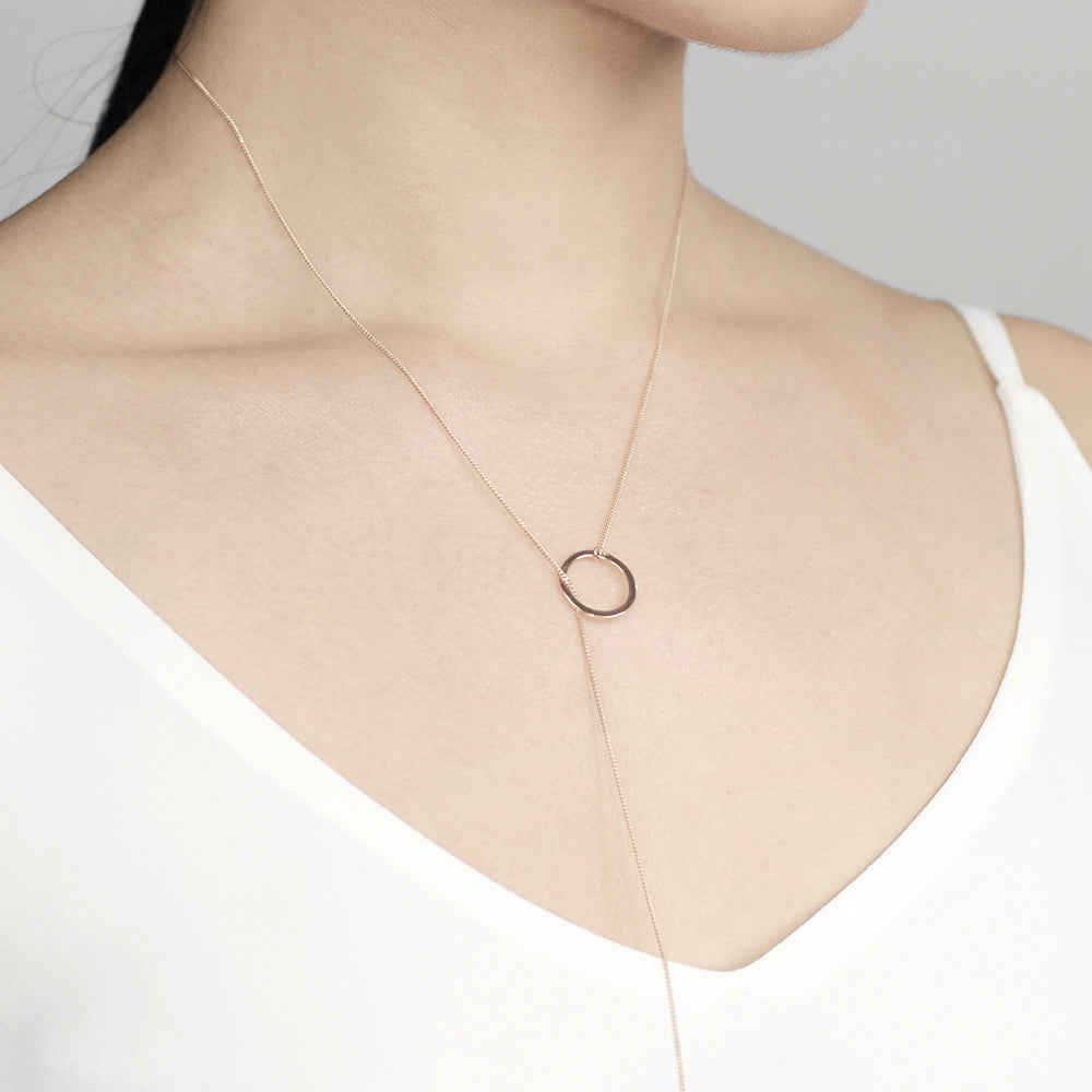 Circle thread Necklace - HerBanana
