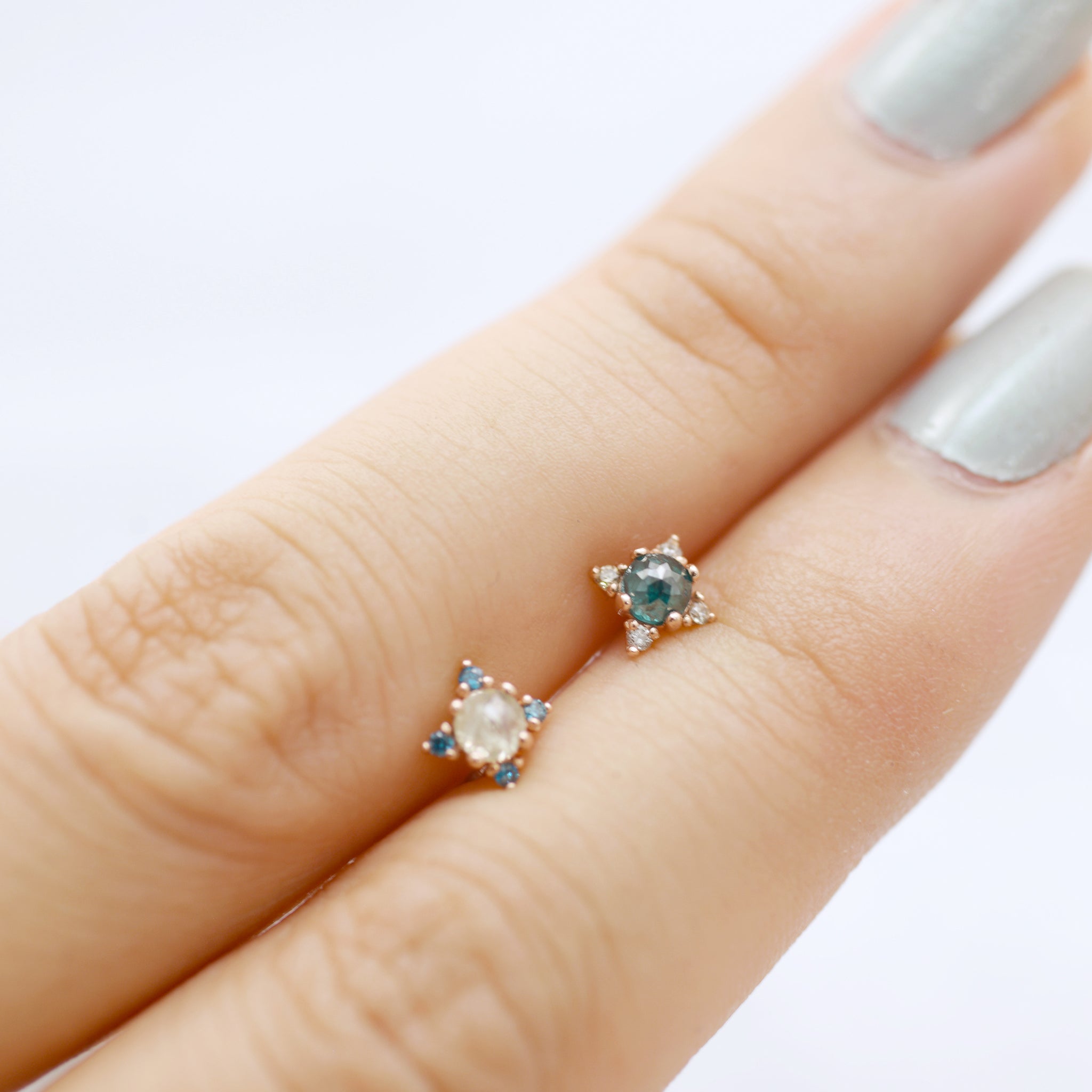 Snowflake diamond Piercing - HerBanana, grey diamond piercing, dainty piercing, gold piercing, blue diamond piercing